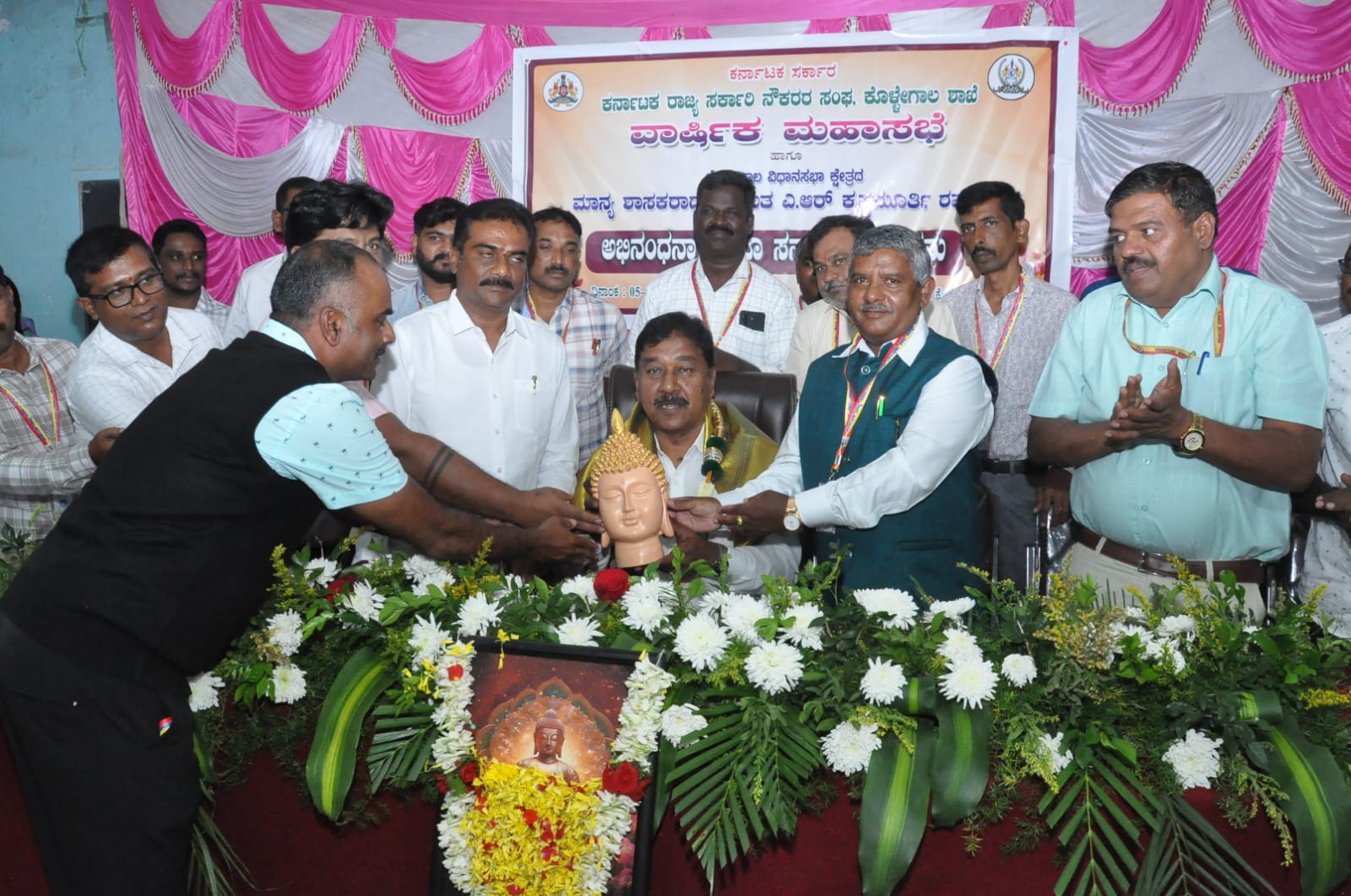 MLA from Government Employees Association A.R. Kudos to Krishnamurthy