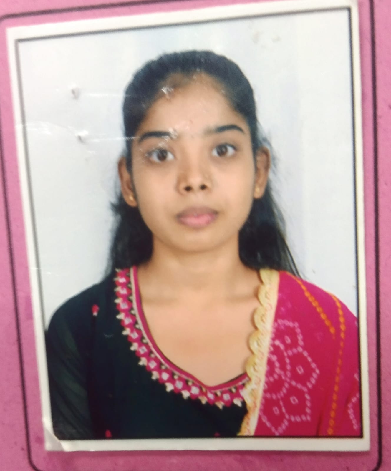 A young woman has gone missing from Kollegala-Pallya village. Complain to the station