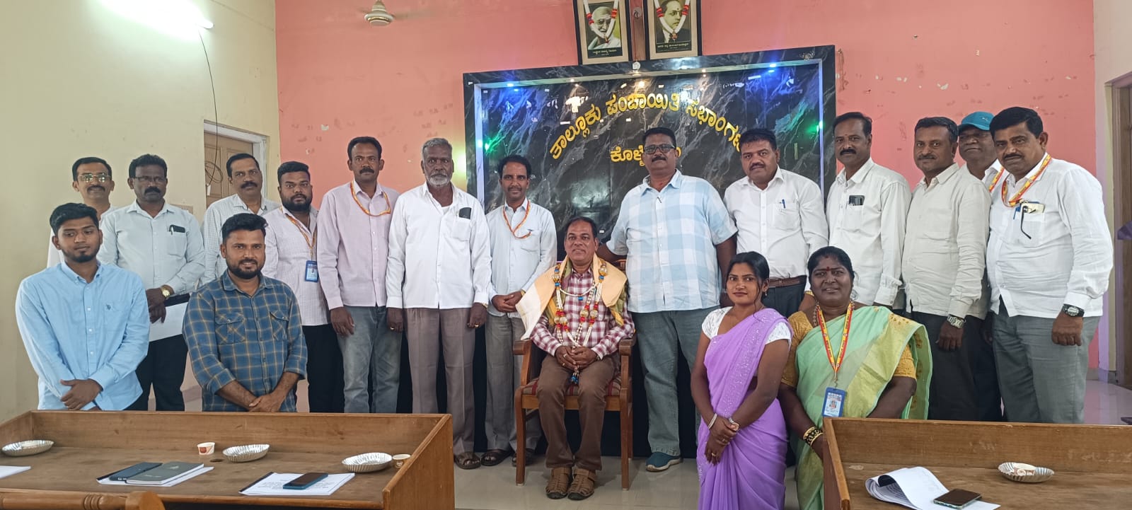 Kollegala- Sescom AEE M. Raju felicitated by Committee on Guarantee Schemes