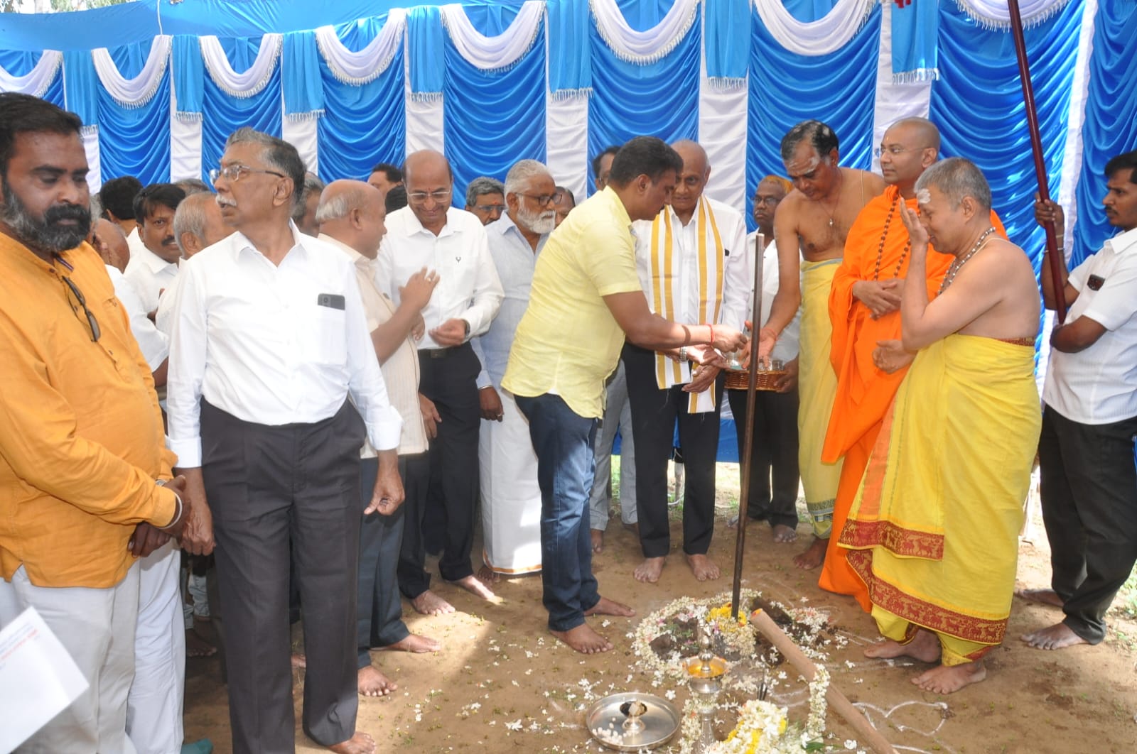 ಕೊಳ್ಳೇಗಾಲ-  ಆರ್ಯವೈಶ್ಯ ಸಂಘದ ನೂತನ ಶಿಕ್ಷಣ ಸಂಸ್ಥೆ ಕಟ್ಟಡಕ್ಕೆ ಭೂಮಿ ಪೂಜೆ