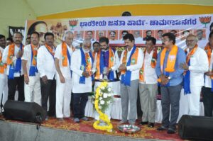 ಬಿಜೆಪಿ ಪಕ್ಷ ಇರೋವರೆಗೂ ಸಂವಿಧಾನ ಬದಲಾವಣೆ ಇಲ್ಲ : ಛಲವಾದಿ&hellip;